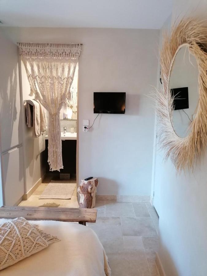 L'Autre Perle, Balneo En Supplement, Le Clos Des Perles Tourtour Exterior photo
